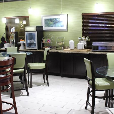 Horizon Inn & Suites Pearsall Екстериор снимка