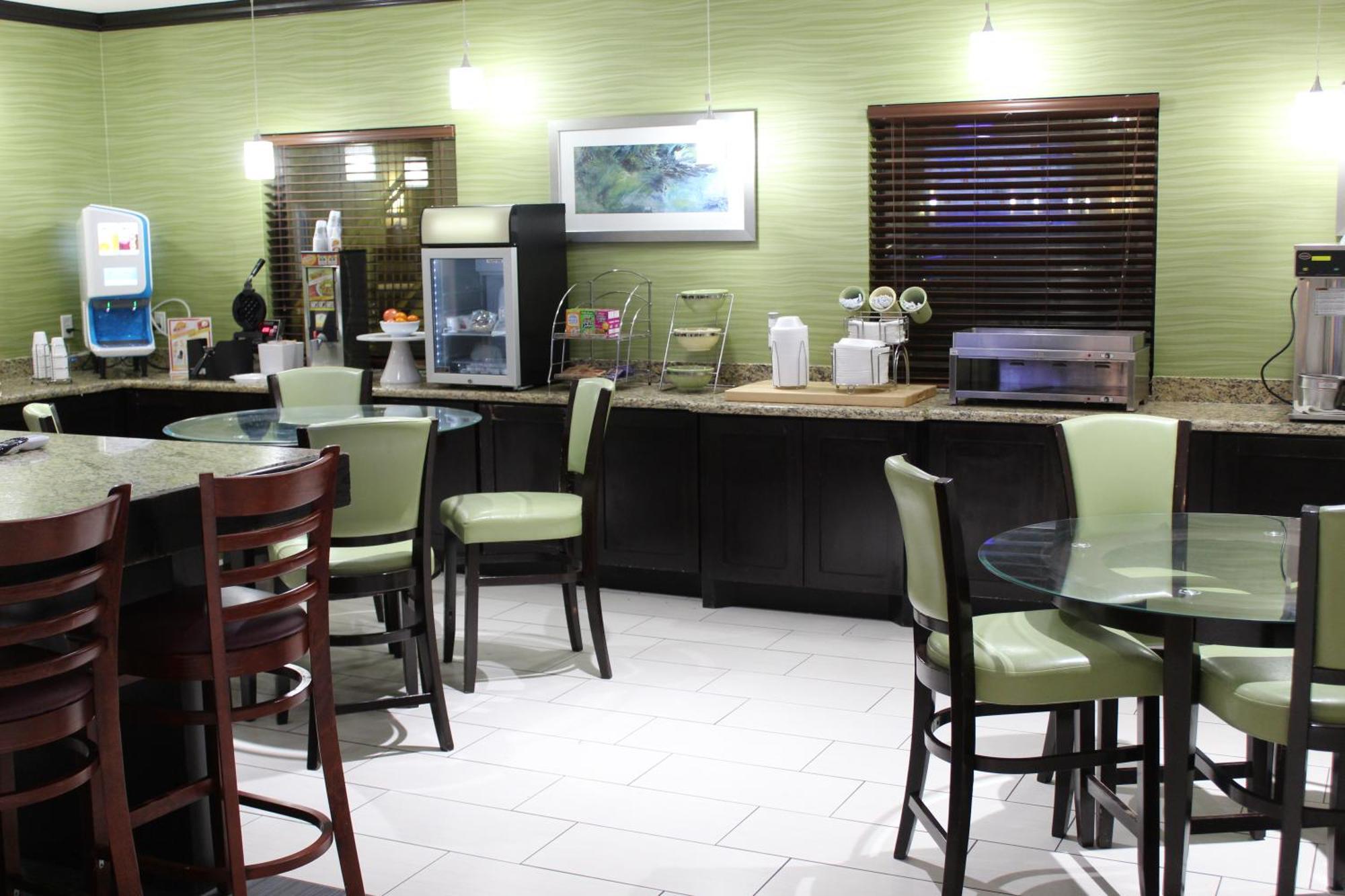 Horizon Inn & Suites Pearsall Екстериор снимка
