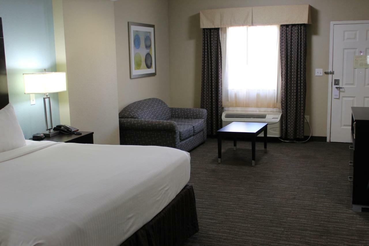 Horizon Inn & Suites Pearsall Екстериор снимка